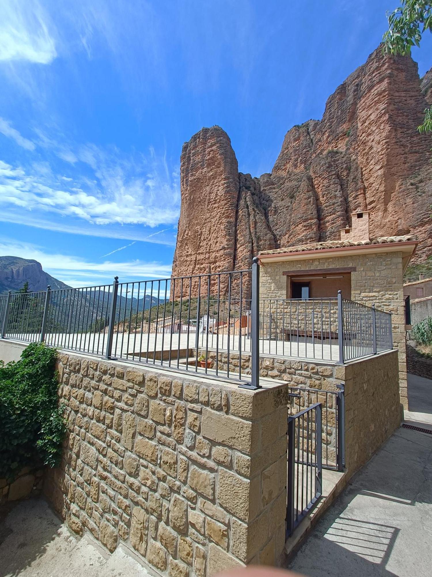 Estudio Cinco Personas Riglos Exterior photo